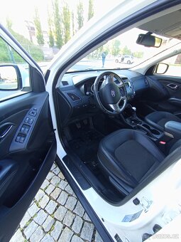 Hyundai ix35, 1.6, benzín, 91tis. nájezd, ČR - 13