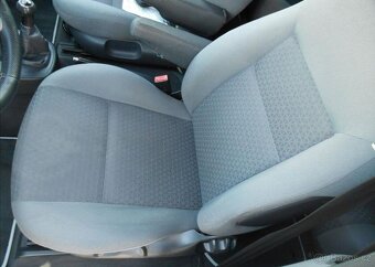 Ford Galaxy 1,9 TDI 66 kW Historie 7 Míst nafta - 13
