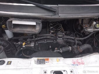 Ford Transit 2.4 TDCi - 13