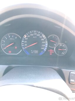 Mitsubishi Grandis, 2.0 DI-D 100 kW, 7 MÍST, WEBASTO - 13