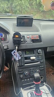 VOLVO XC90 D5 2011, 7MÍSTNÉ,WEBASTO, R-DESIGN, 4x4 AWD - 13