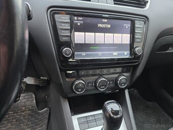 ŠKODA OCTAVIA 2.0TDI 110KW ELEGANCE DSG - 13