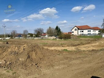 Prodej pozemku 841 m2 - 13