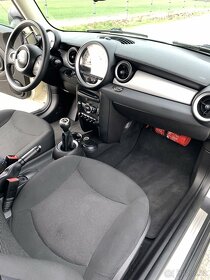 Mini Cooper One D 1.6d R56 - 13
