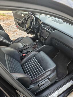 Škoda Octavia III 2.0 TSi RS DSG 162kw - 13