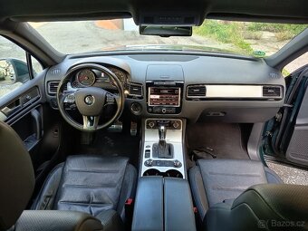 Volkswagen Touareg 3,0TDI  4Motion V6 ČR 1 maj DPH - 13