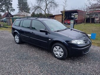 1. MAJITEL...Renault Megane 1.6 16V rok 2009 - 13