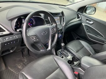 Hyundai Grand Santa Fe 2.2CRDI 4X4 LUXURY AT - 13