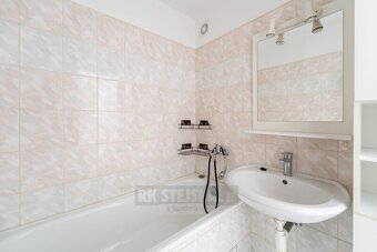 Prodej bytu 3+kk 64 m² - 13