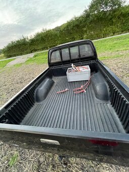 Toyota Hilux SR5 - 13