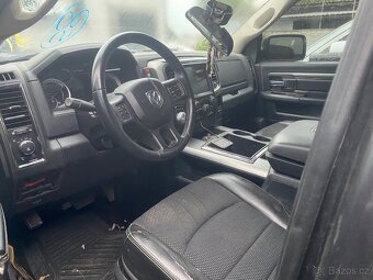 Dodge Ram 5.7 4x4  SPORT  TOP CENA - 13