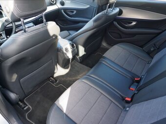 Mercedes-Benz Třídy E,2,0 E 220d 4M kombi - 13