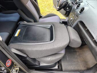Ford Fusion 1.4 - 13