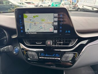 Toyota C-HR Hybrid 1.8 72kW Aut. 78tkm Keyless par. kamera - 13
