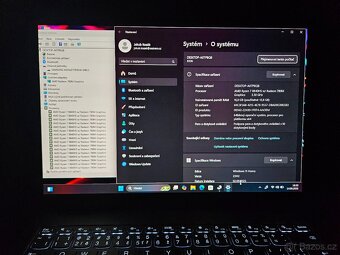 14 OLED DOTYK_LENOVO YOGA 7 14AHP9_R7-8840HS_AMD RADEON 780 - 13