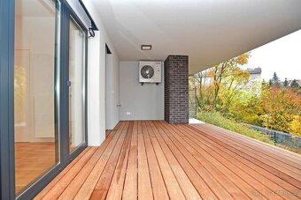 Pronájem rodinného domu 190 m, pozemek 285 m, Praha 5-Košíře - 13