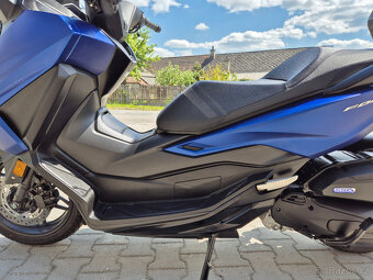 Prodám Honda Forza 125 , r. v. 2023, ABS, TC, ČR, v záruce - 13
