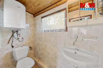 Prodej chaty v Malých Žernosekách - 13