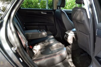 Ford Mondeo 2.0 TDCI 110kW ST-Line kombi TOP STAV - 13