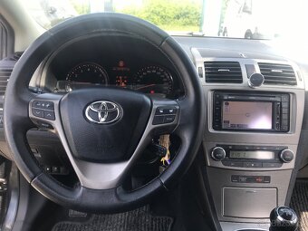Toyota Avensis 1.8i 108 KW,MAN,KLIMA,KAMERA.. - 13