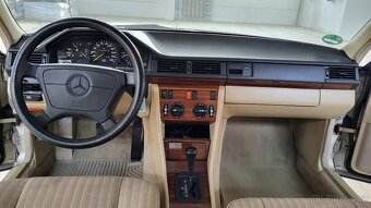 MERCEDES BENZ W124 E200 AUTOMAT TOP STAV - 13