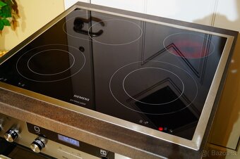 Siemens nerezový vestavný sporák HE73BD531, vyjížděcí dveře - 13