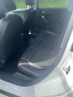 Peugeot 2008, 1.2 PureTech - 13