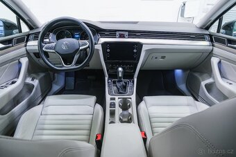 Volkswagen Passat b8 2020 2.0TSI 140kW Elegance CZ 1.maj - 13