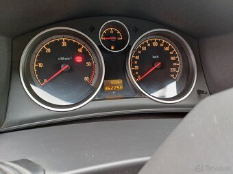 SLEVA Prodám opel astra H combi 1,3 cdti 66kW - 13