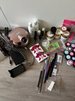 Modeláž nehtů - 13