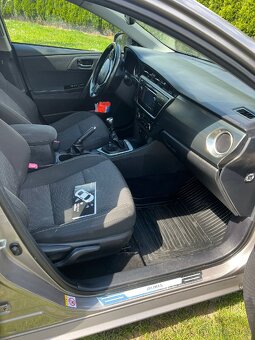 TOYOTA AURIS 1.6 vvti - 13