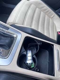 Volkswagen Passat 3cc - 13