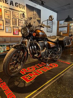 Royal Enfield Meteor 350 - 13
