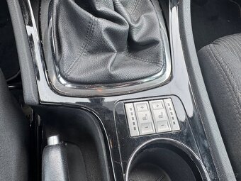 Ford Mondeo 1.8 TDCi - 13