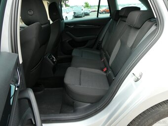 Škoda Octavia 2i0 TDI 85kW Ambition Combi - 13
