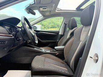 Škoda OCTAVIA IV SCOUT 2.0 TDi 4x4 MATRIX PANORAMA KAMERA - 13