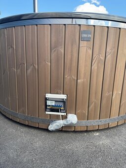 Koupací sud kulatý Pearl 225cm s hydromasážním systémem - 13