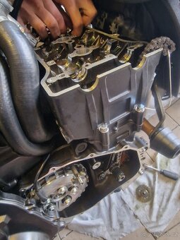 Honda CB1000R 2008 - 13