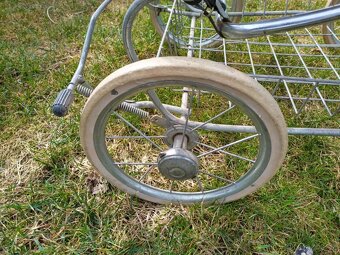 Retro kočárek Liberta - 13