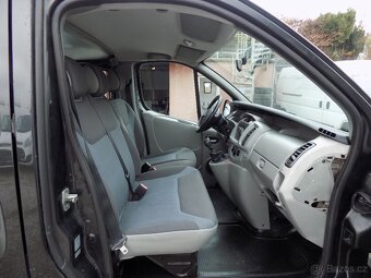 Opel Vivaro 2.5 CDTI 107 KW L2H1 6 MÍST - 13