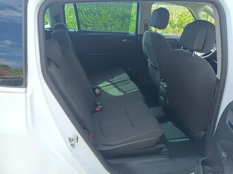 Zafira 7 míst - 13