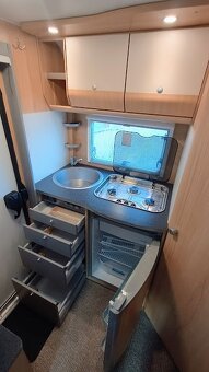 Fiat Ducato / Sunlight, alkovna pro 6 osob, tažné, markýza - 13