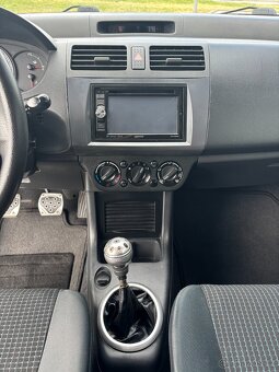 Suzuki Swift  1.5i 75kW Sport Black Edition - 13