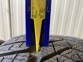 Zimní pneumatiky 225/45/18 XL Pirelli - 13