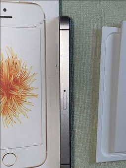 Iphone SE 32GB, nabíječka, původní nepouž.sluch.Apple, obal - 13