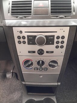 Opel Meriva 1.6i 74kW rok 2004 naj.139tis. NOVÁ STK - 13