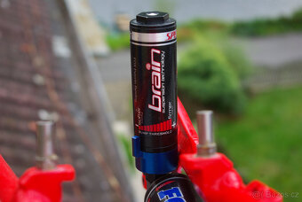 ram Specialized S-Works Epic M5, rok 2004 - 13