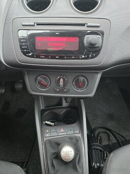 Seat Ibiza 1.2htp, 51kw, rok 2010,nová STK. - 13