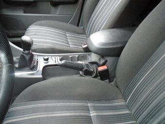 ford focus 1,6tdci 08 díly ST nárazník přední - 13