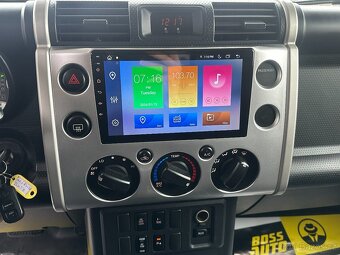 Toyota FJ Cruiser 2006 - 13